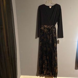 Lularoe Deanne wrap around elegant dress